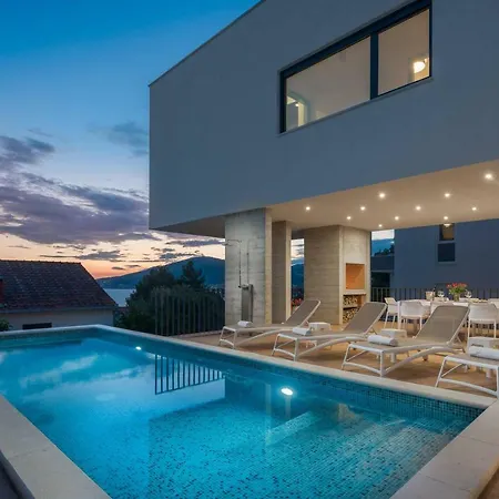 Villa Marulovo Hills *